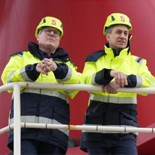 Page de couverture de Ed Miliband’s Net Zero Gamble: blackouts and sky-high bills