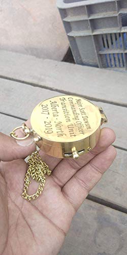 Brújula personalizada Royalmart grabada, estilo vintage de latón, para regalos de graduación, aniversario o Navidad miniatura 4