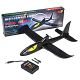 Utiliza este avión como niño para entrenar movimientos de lanzamiento. Vuela muy lejos y vuela muy suavemente. Es la característica de este juguete que atrae a los clientes.