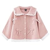 Manteau en tricot polyvalent qui se combine facilement avec des pantalons de jogging confortables ou des vêtements décontractés et est idéal pour porter plusieurs couches par temps frais ainsi que pour diverses activités intérieures ou extérieures.