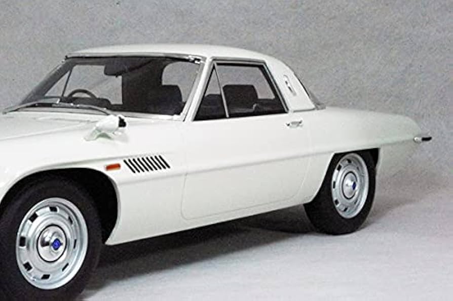 マツダ コスモスポーツ ホワイト 京商 1/12 MazdaCosmosport Amazon | 1/12 スケール 京商 マツダ 〓 コスモ スポーツ/ホワイト