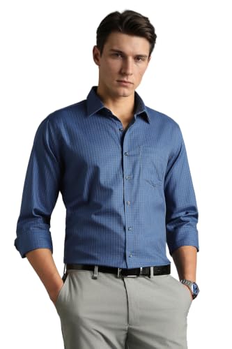 Image of Van Heusen Men's Cotton Solid Slim Fit Shirt