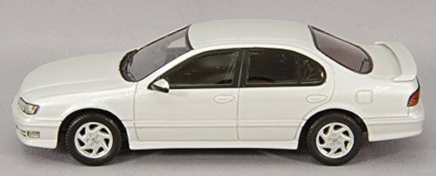 Amazon.co.jp: CAM 1/43 日産 セフィーロ (A32) 30S ツーリング