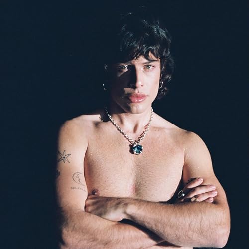 Leo Rizzi, el artista espa&ntilde;ol que est&aacute; conquistando la industria musical, lanza su &aacute;lbum debut &lsquo;P&aacute;jaro Azul&rsquo;: &ldquo;Siento que he tenido ese p&aacute;jaro azul en la cabeza mucho tiempo&rdquo;