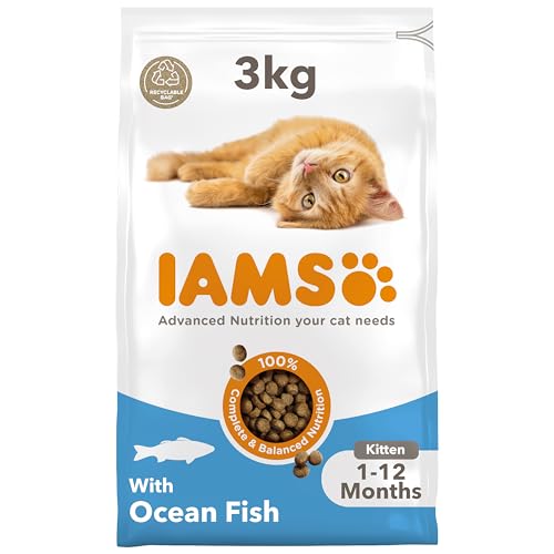 Price comparison product image IAMS Complete Dry Cat Food for Kittens with Ocean Fish 3 kg