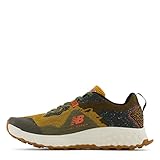 hierro 4 new balance La estructura tipo bota envuelve el pie garantizando un ajuste perfecto y un mayor soporte