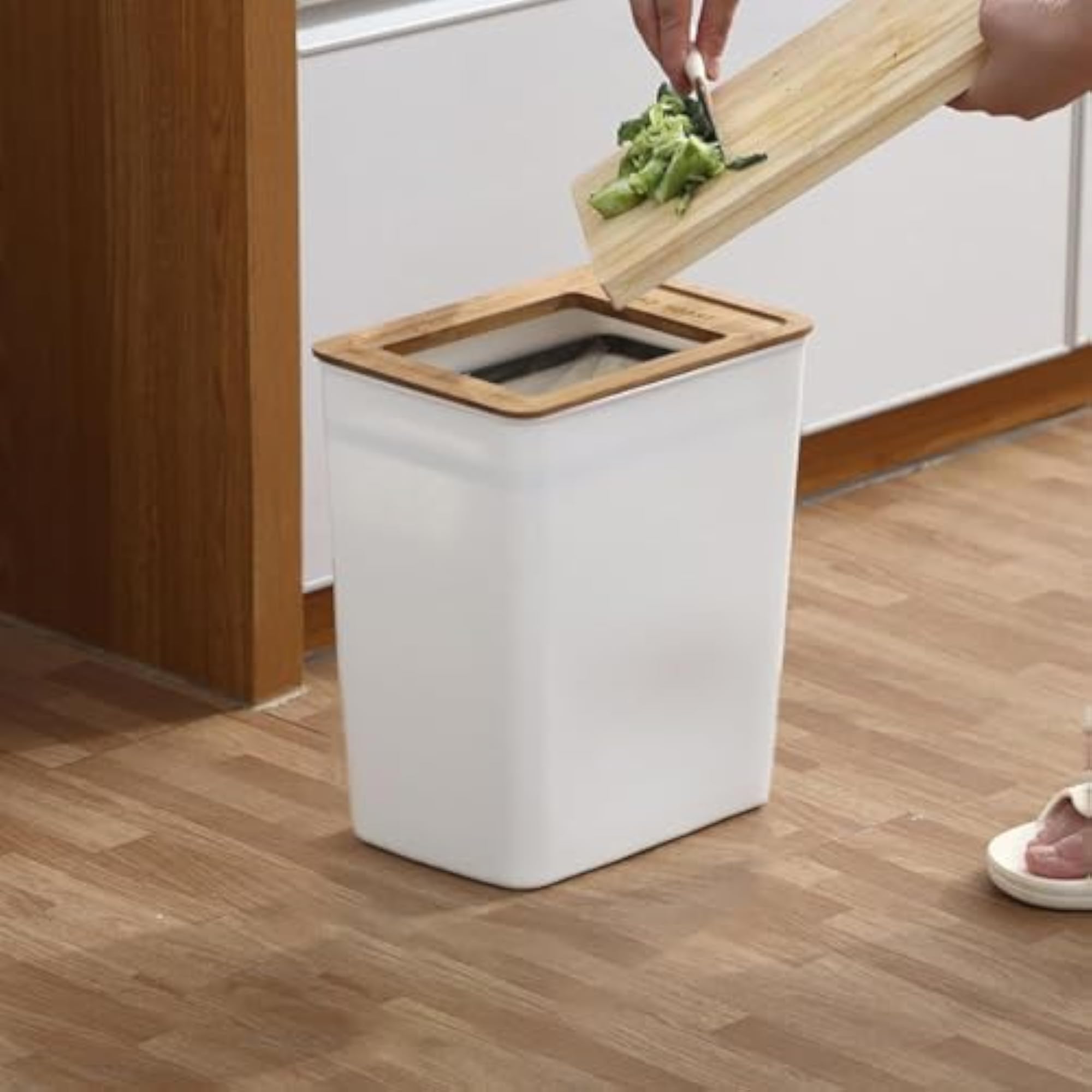 Plastic Invisible Bag Trash Can, Space Saving Design