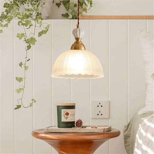 Lámpara de techo de cristal francés para un dormitorio elegante 3