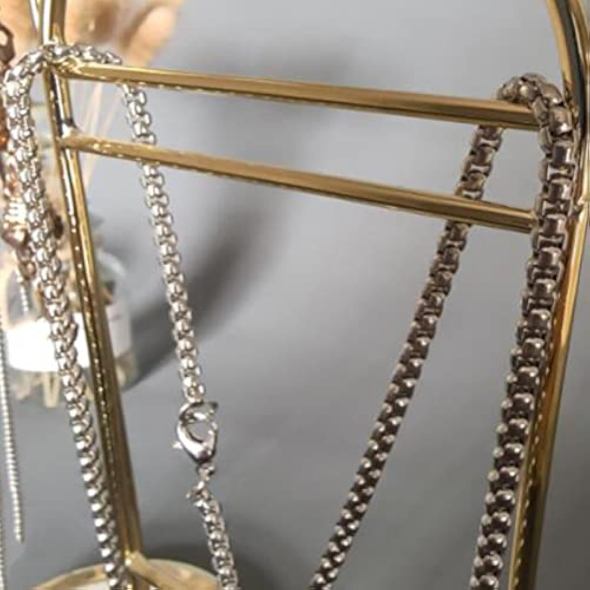 Losa Jewelry Display Stand Round Base Holder
