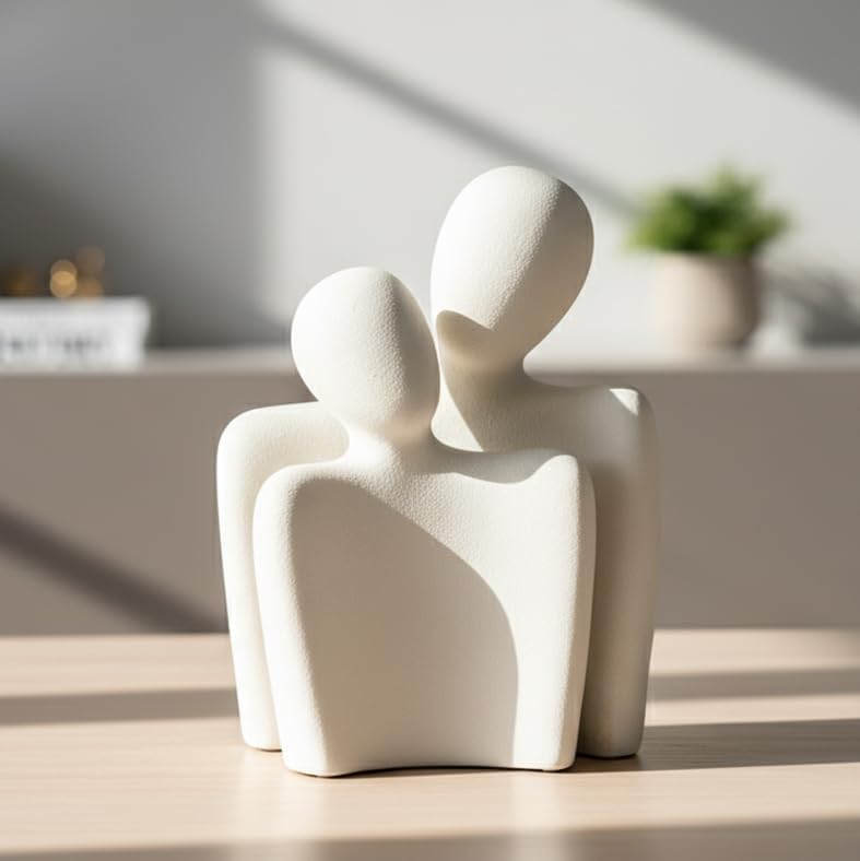 URBAN SENSE® Ceramic Hugging Couple Figurine - Set of 2 (6.5 x 5 Inches) | Romantic Lovers Sculpture Showpiece | Decorative Statue for Living Room & Bedroom | Gift for Anniversary & Housewarming