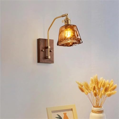 Apliques de pared de latón dorado y cristal de diseño sofisticado 5