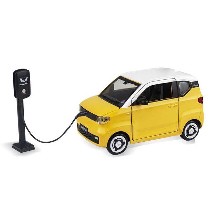 Image of Alokik Enterprise DC Cycle 124 1:24 for W-LHG Mini EV Alloy Diecast Model Vehicle Sound Light Gift Collection Lovely 1:16 Scale 4WD Simulation LED Truck Decoration 【Colors as Per Stock】