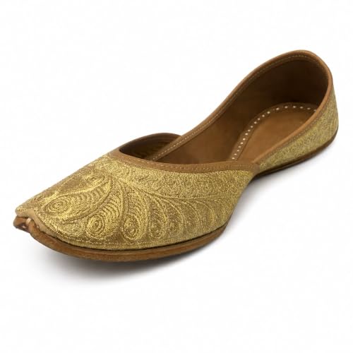 Image of Gold Bridal Flats Wedding Shoes Indian Punjabi Jutti Mojari Designer Shoes