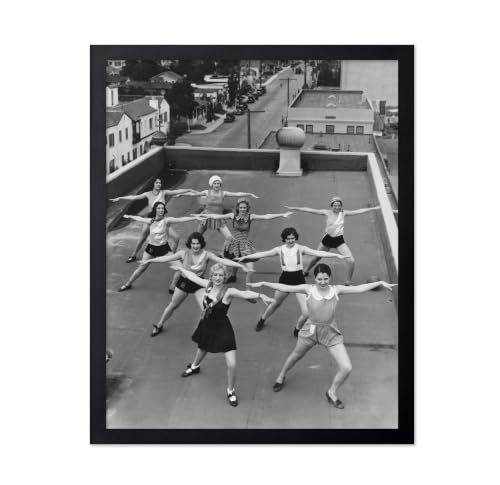 Poster Master vintage Photo - Floor Show Dancers 1930 - Rooftop Chorus Line Rehearsal With Classic Dance Performance And Stage Entertainment Appeal - 8x10 UNFRAMED Wall Art