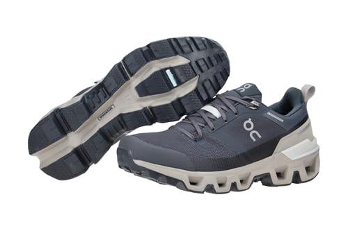 Image of On Women's Cloudwander Waterproof Sneakers