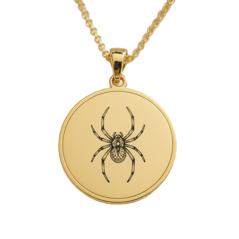 Collier pendentif araignée gravée en argent pour sublimer vos tenues du quotidien