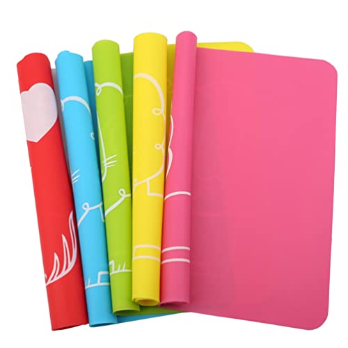 1PC Jogo americano infantil de silicone antiderrapante flexível com padrão de leão 40 x 30 cm prátic