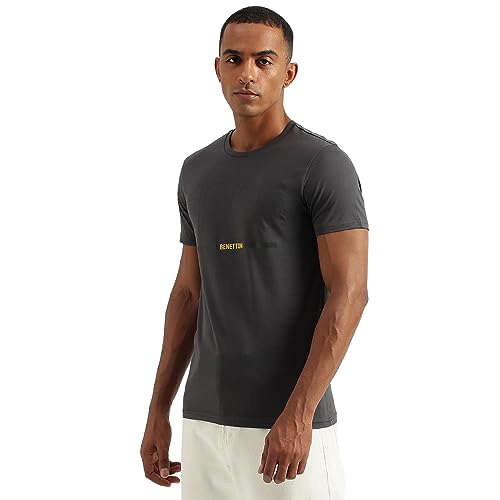 Image of UNITED COLORS OF BENETTON Men's Solid Regular Fit T-Shirt