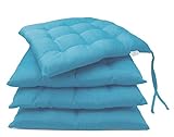 Der Bezug der Sitzpolster besteht aus 55% Baumwolle und 45% Polyester. Damit die Kissen auch für den Outdoorbereich genutzt werden können, besteht die Füllung aus 100% Polyester.