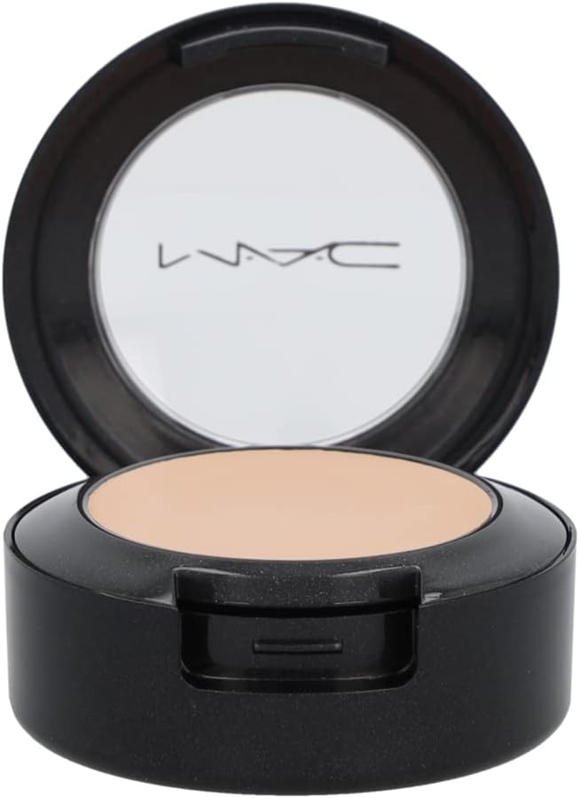 MAC Studio Finish Concealer SPF35 - NC15
