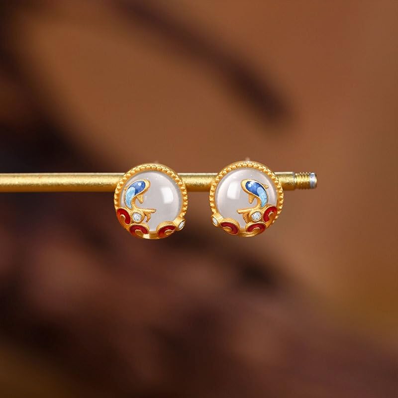 Boucles d'oreilles en émail poisson blanc plaqué or le cadeau idéal - 4