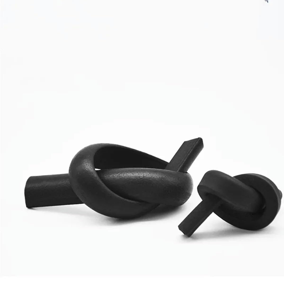 Striscia di Guarnizione in Spugna di Schiuma di Gomma Mezza Rotonda D Barra Isolante per Auto Guarnizione per Porta 3 Metri / 4 mm / 5 mm / 6 mm di Spessore Nero-10x5 mm-Senza Adesivo-3 Metri
