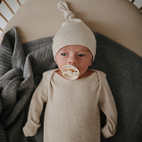 Image of FRIGG Moon Natural Rubber Baby Pacifier | Made in Denmark | BPA-Free (Powder Blue /Slate, 6-18 Months) 4-Pack