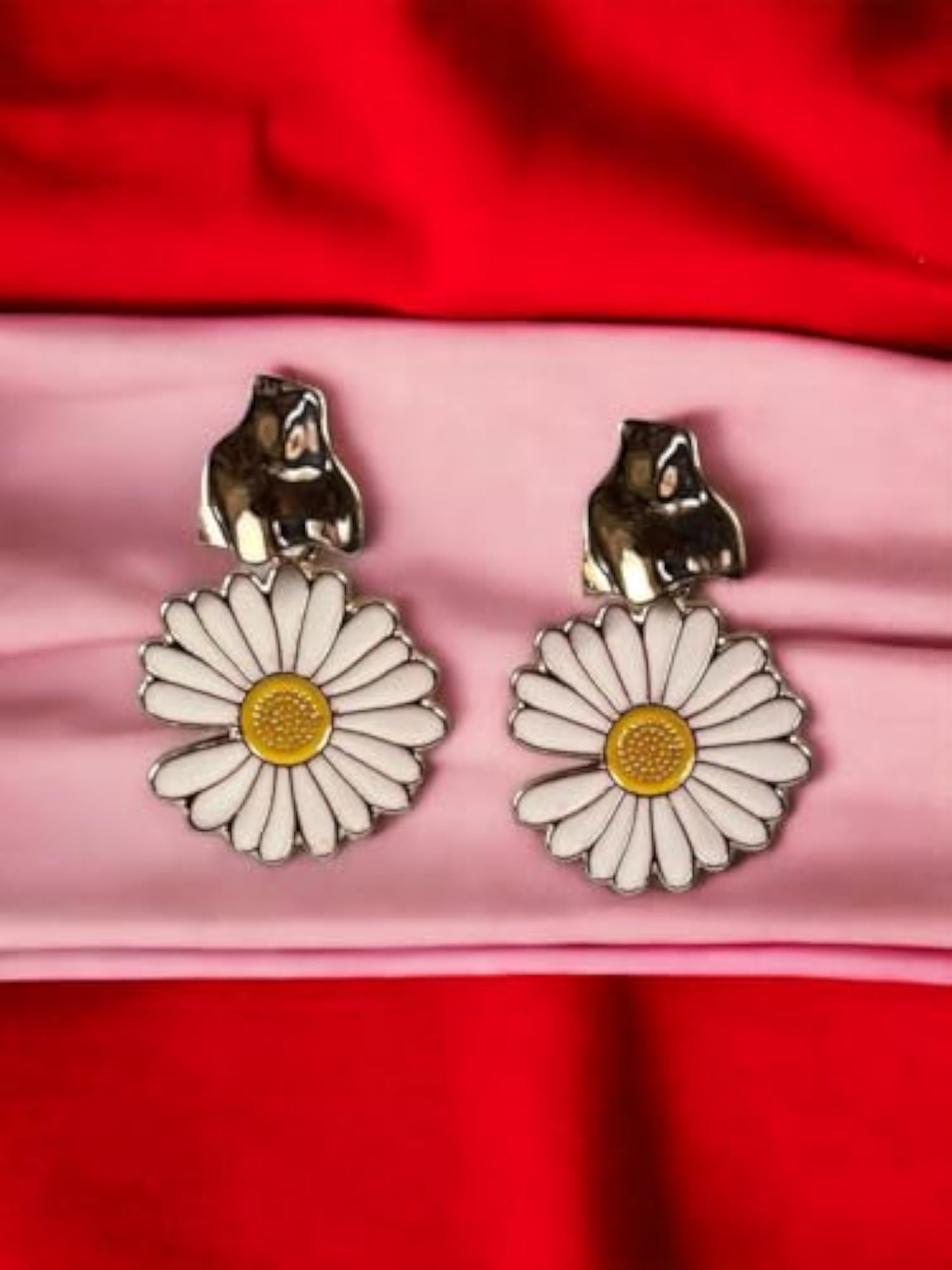 Women's Ilisha's Daisy Flower Earrings Set, Dangling and Stud Styles