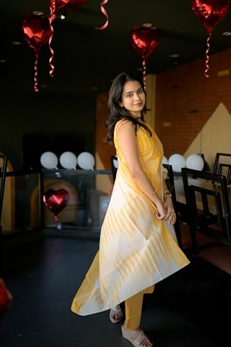 Image of ANNI DESIGNER Women Cotton Blend Kurta with Pant & Dupatta
