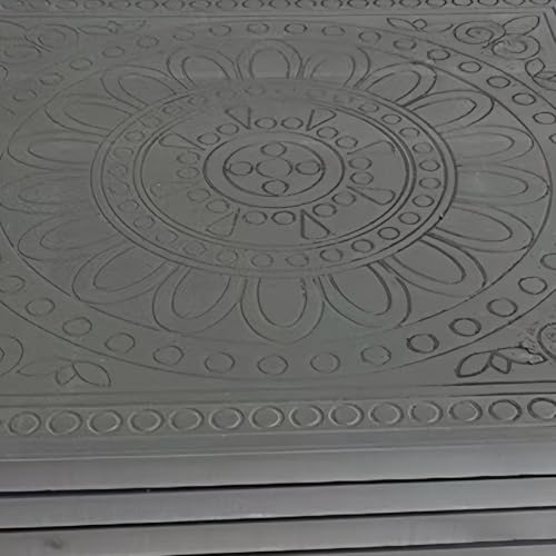 Moule à béton pour fabrication de briques géométriques