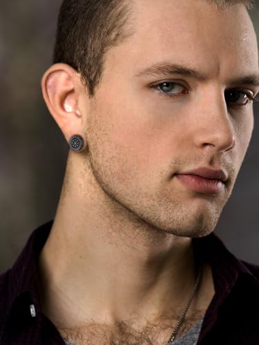 FaithHeart Viking Runes Stud Earrings for Men Silver/Black/Gold Stainless Steel Lightweight Earrings Retro Norse Mythology Jewelry with Gift Box2