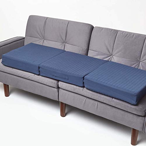 Solida schiuma ortopedica britannica (33/190) solitamente utilizzata per sedie e divani, questo resistente cuscino a 3 posti manterrà la sua forma ed è progettato per un uso regolare, fornendo supporto duraturo e comfort a schiena, ginocchia e fianchi. Misurando 10 cm di profondità, questi rialzi per divano extra profondi ti aiuteranno a salire e scendere da un divano o da una panca.