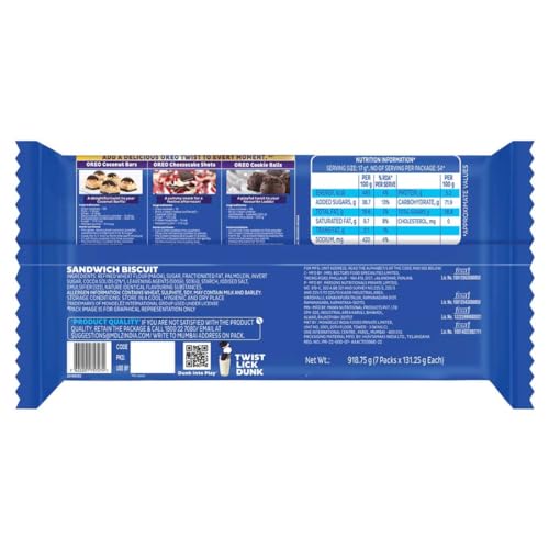Image of Cadbury Oreo Vanilla Flavour Creme Sandwich Biscuit Mega Family Pack, 876.75 g (Pack of 2)