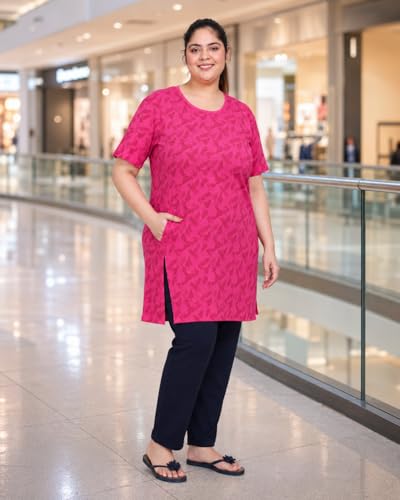 Image of In Love Women's All-Over Printed Cotton Plus Size Longline T-Shirt with Pockets