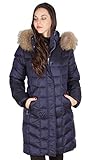Sportalm Daunen Mantel Kim ist ein Schmuckstück in der weissen Winterlandschaft.Der ideale Begleiteter durch die kühlen Herbst-Wintertage aus superwarmer Daunenfüllung.Dieser elegant schimmernde Daunenmantel ist aus superwarmer weicher 80/20 Enten Daunenfüllung.Das edle Material beim Mantel Kim ist tonangebend.