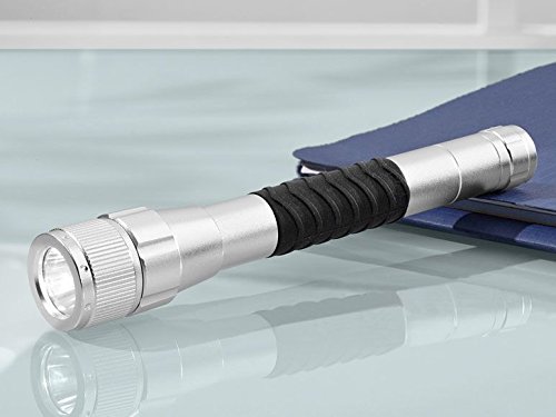 Preisvergleich Produktbild LED Taschenlampe IP44