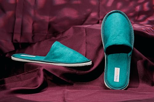 Image of Travelkhushi Soft Comfy Home Slippers For Women & Men For Winter Capet flip flops for Bedroom Indoor Carpet house slides Anti skid Slippers for Winter & Summer