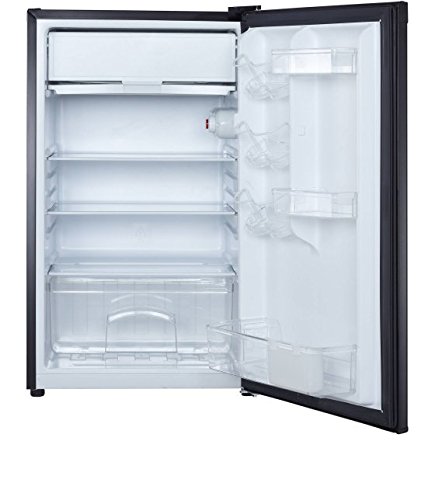 Magic Chef Mcbr440B2-00 Single Door Refrigerator thumb #1