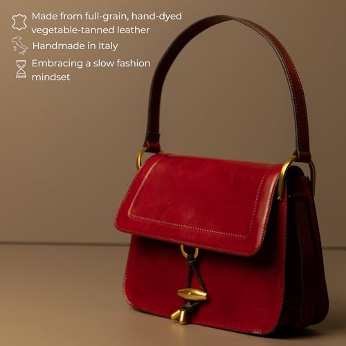 Image of Time Resistance Leather Shoulder Bag - Full-Grain Leather Handbag with Toggle Closure - Elegant Handbag for Women