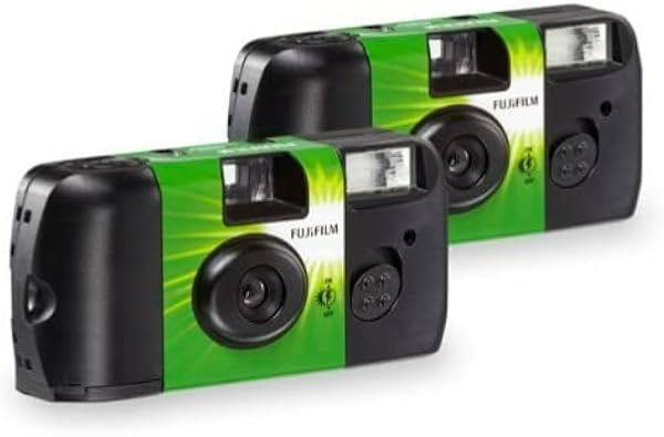 Fujifilm QuickSnap Flash 400 Disposable 35mm Camera Pack of 2