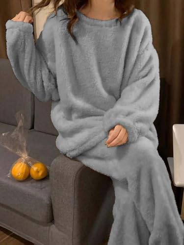 Image of KOTTY Women's Regular Fit Coral Fabric Winter Ensemble - Soft and Warm Wear for Chilly Days