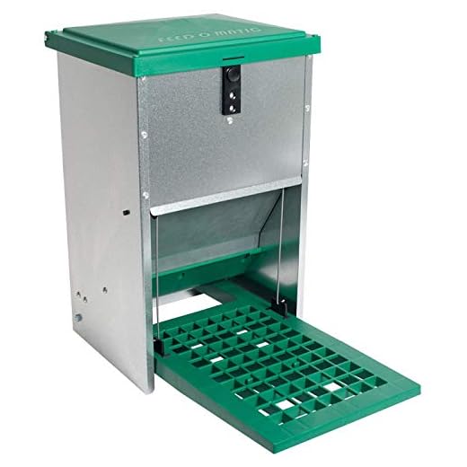 VOSS.farming Feed-O-Matic Geflügelfutterautomat mit Trittplatte, verzinkt, 8kg, Hühner Küken Enten Gänse