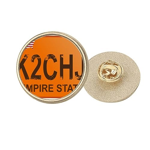 Broche permis de voiture dorée pour sublimer votre veste de costume au quotidien