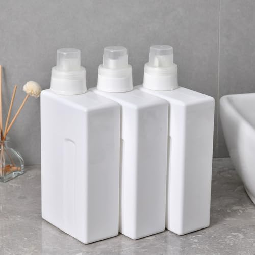 Cabilock 2pcs Refillable Empty Bottles for Laundry Detergent, 500ml Clear Plastic Containers with Pump Dispenser for Travel Toiletries and Liquids