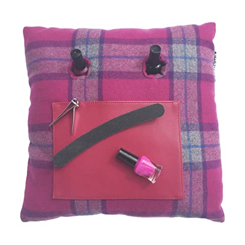 Coussin de manucure en tweed rose CRAGGI pour vos moments beauté à la maison