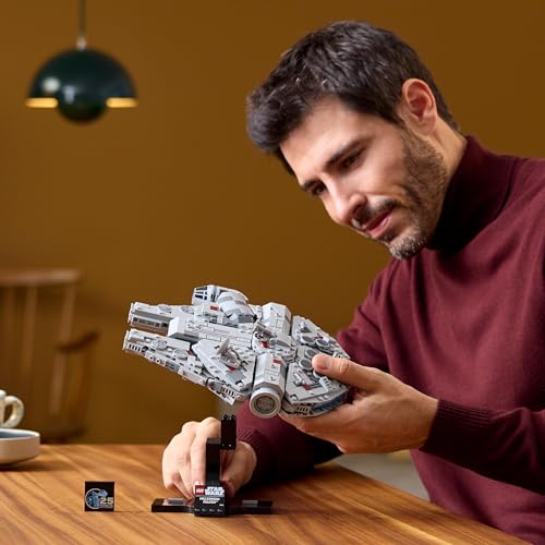 Image of Lego Star Wars Millennium Falcon Spaceship Set 75375