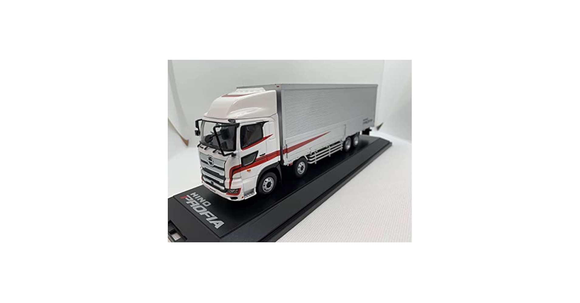 日野プロフィア　1/43 610iFMustRL._UF350,350_QL80_.jpg