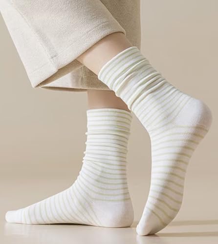 Image of Women's Seamless Striped Crew Socks 2-Pack