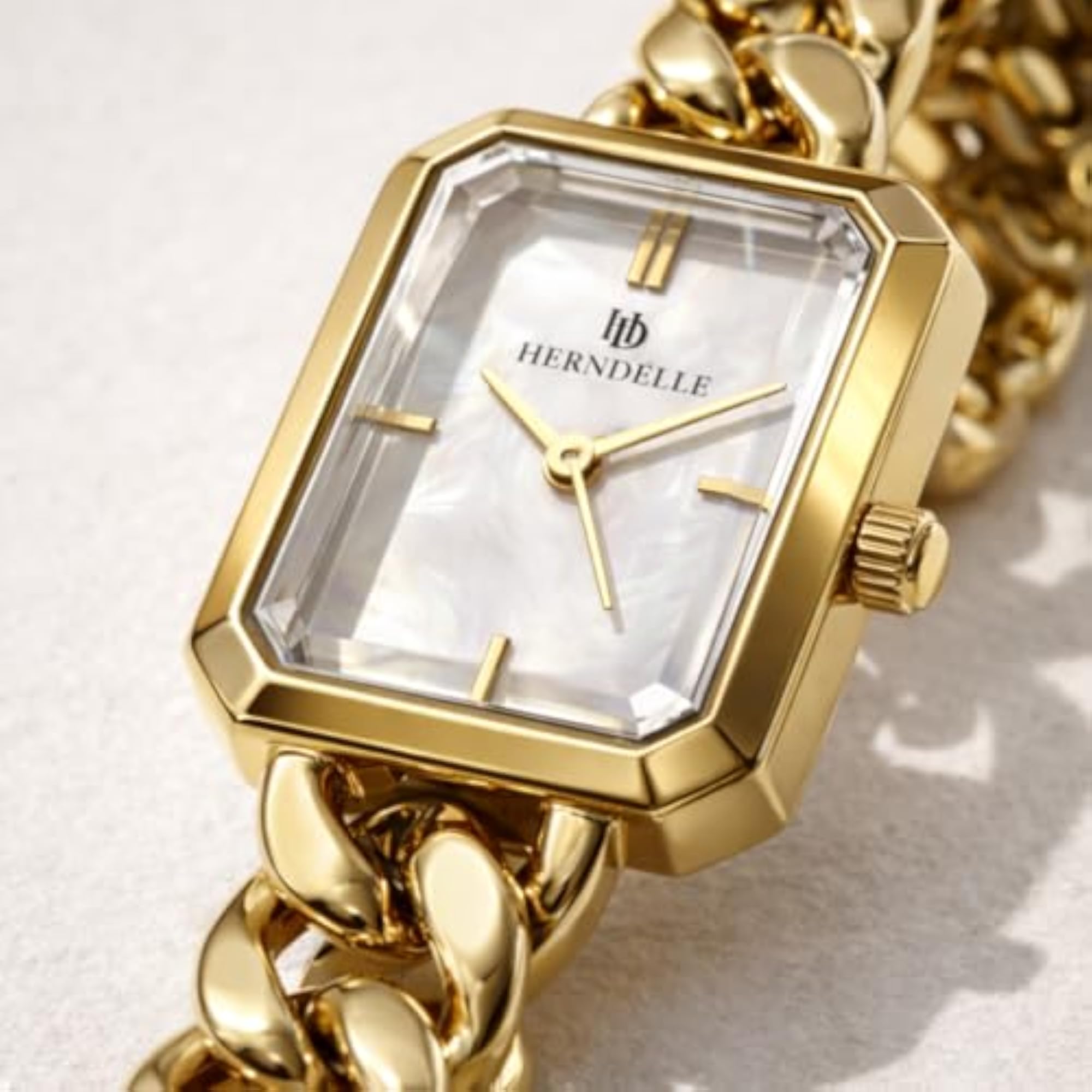 Premium Women's Analog Watch, Pearl Dial & Cuban Chain
