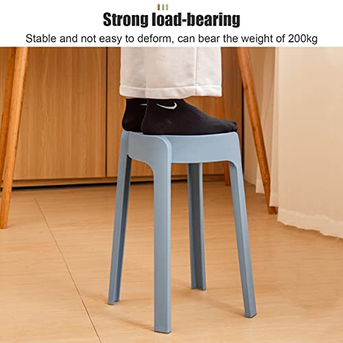 Tabourets de bar gain de place empilables pour optimiser vos petits espaces intérieurs